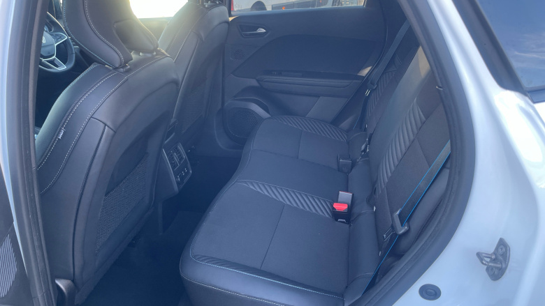 Renault Symbioz 1.6 E-Tech FHEV 145 Techno Esprit Alpine 5dr Auto Hybrid Estate